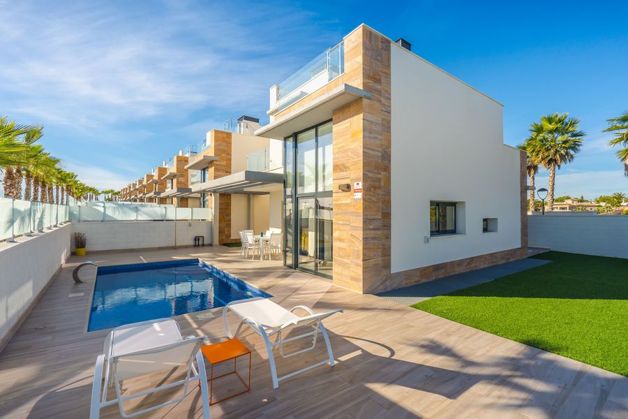 Ref: YMS4 Villa for sale in Cabo Roig