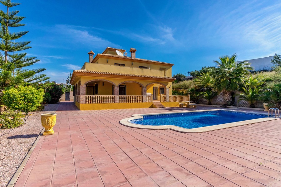 Ref: YMS659 Villa for sale in Valle del Sol