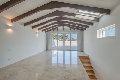 Ref: YMS700 Villa for sale in Las Chapas