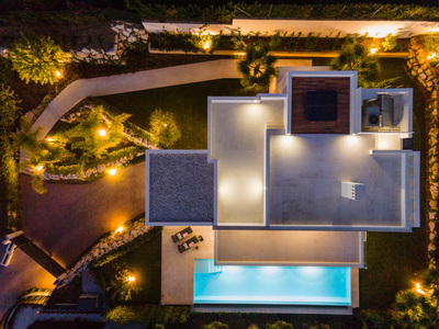Ref: YMS966 Villa for sale in Nueva Andalucía