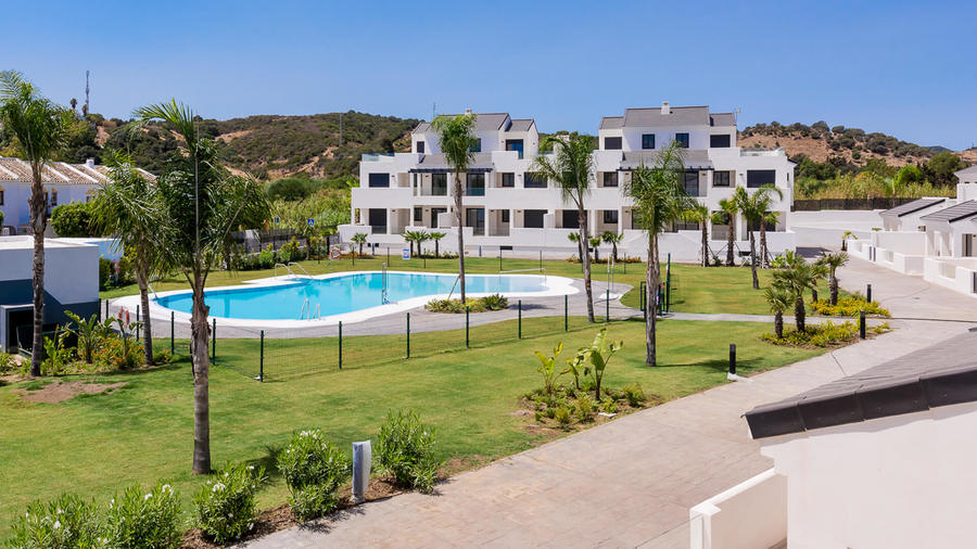 Ref: YMS780 Apartment for sale in Estepona