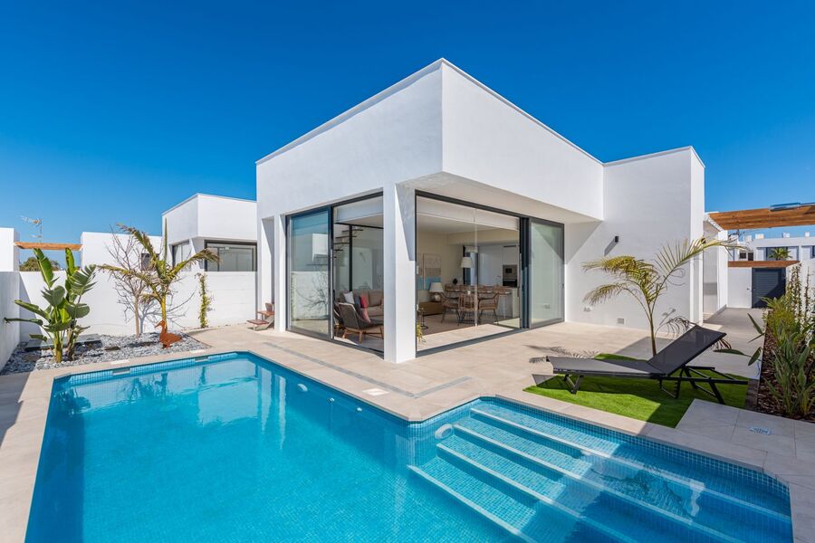Ref: YMS1012 Villa for sale in Mar de Cristal