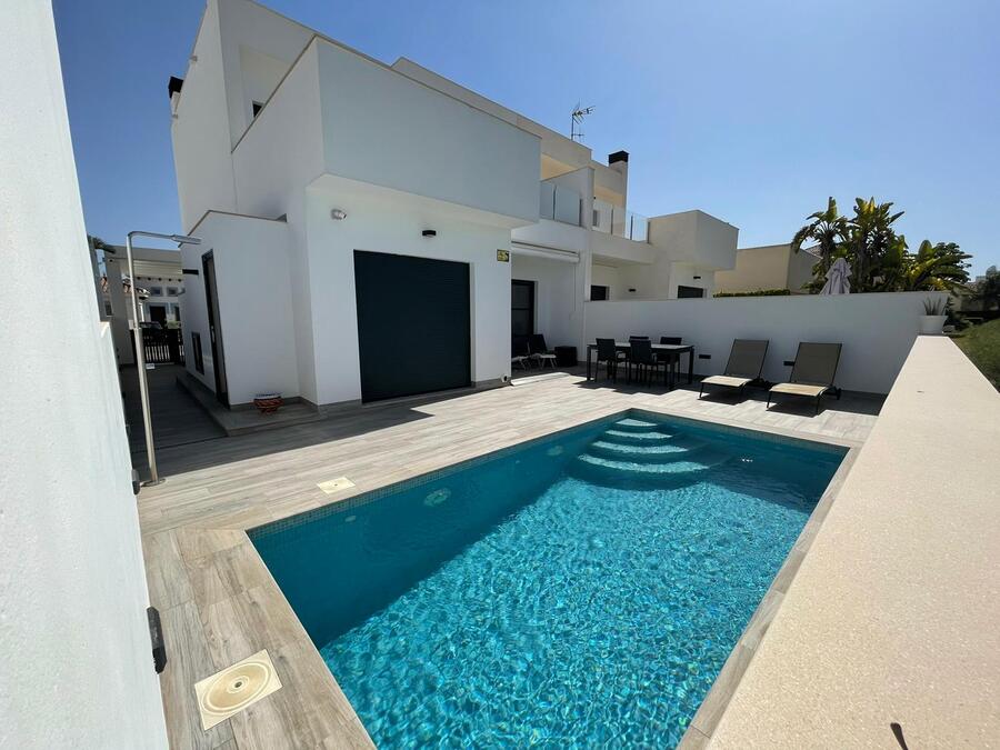 Ref: YMS1040 Villa for sale in Mar Menor Golf Resort
