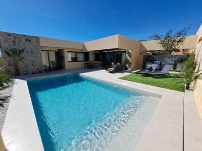 Ref:YMS1134 Villa For Sale in Altaona Golf