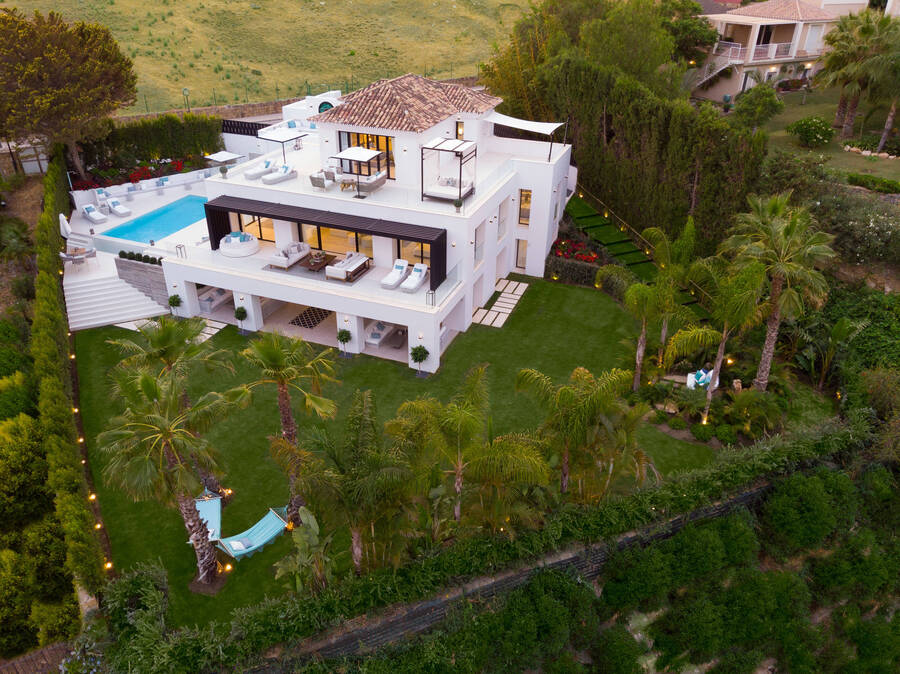Ref: YMS1177 Villa for sale in Nueva Andalucía