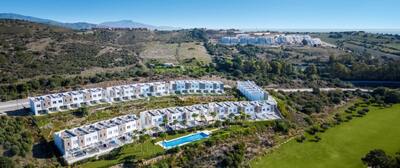 YMS1362: Townhouse in Estepona