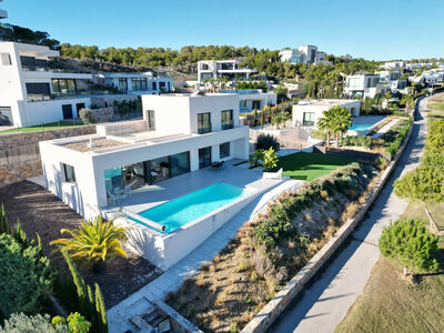 Ref:YMS1383 Villa For Sale in Las Colinas Golf Resort