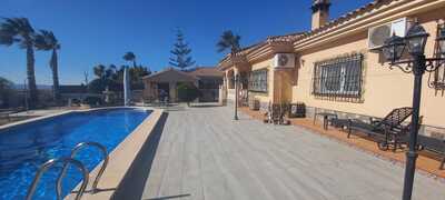 Ref: YMS1385 Villa for sale in Lo Santiago