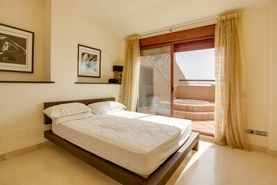 Ref: R4413172 Apartment - Penthouse for sale in Bahía de Marbella