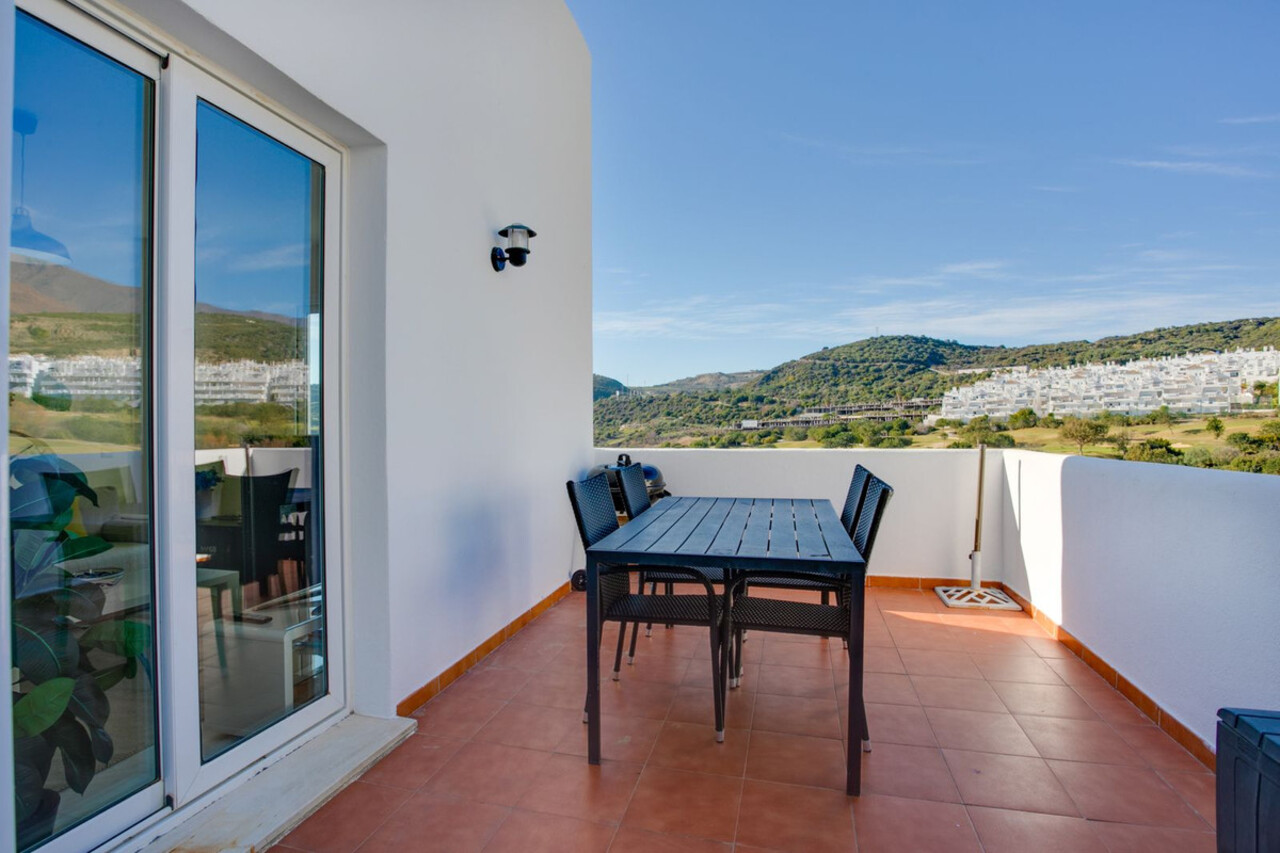 Ref: R4620367 Apartment - Middle Floor for sale in Estepona