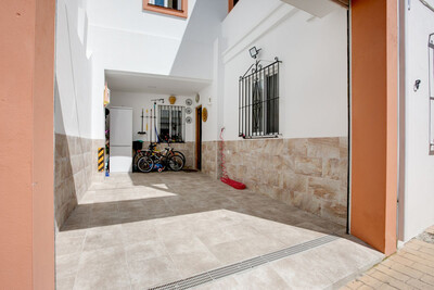 Ref:R4687981 Townhouse - Terraced For Sale in Estepona