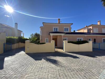 Ref:SVM687096-1 Villa For Sale in Altaona Golf and Country Village